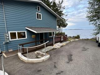 Whale Spotter Inn - 9