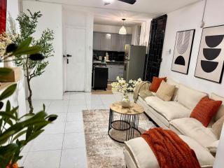 The Urban Retreat - Cozy and Quiet - 2