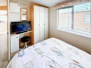 42 Golden Sands - 1