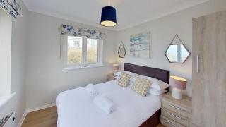 C33 Silver Spray, Riviere Towans - 4