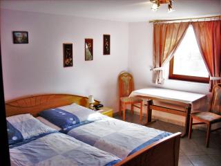 Comfortable apartment in Obernaundorf with shared pool, 45m² - 4