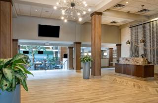 Embassy Suites by Hilton Minneapolis Bloomington Edina - 7