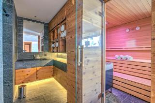 Boutique Chalet Moritz for 12 with Sauna - 7
