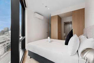 Southbank 2-Bed - Swepping City Views Pool & Gym - 1