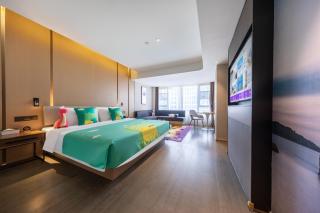 Mecure Zhuhai Lovers' Road Beach Swimming Pool - 5