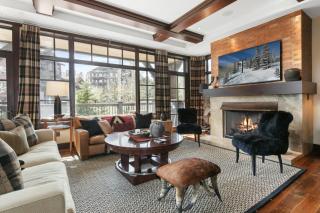 Flagstaff 204 - Ski-In Ski-Out Mountain Retreat - 3BR - 8