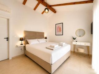 Luxury Villa Michelle - 2