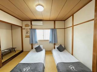 和風三階建ての一戸建て 地下鉄駅徒歩4分 最大8名まで宿泊可能 - 2