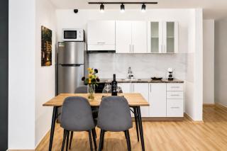 Triana Boutique Studio 02B - 4