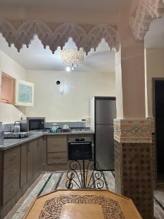 The Carpet Seller House - 1