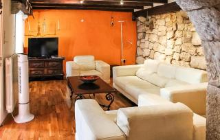 2 Bedroom Gorgeous Home In Grizane-Belgrad - 9