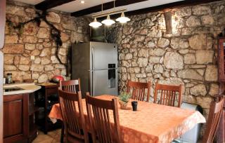 2 Bedroom Gorgeous Home In Grizane-Belgrad - 1