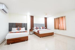 FabHotel Mamatha Grand - 4