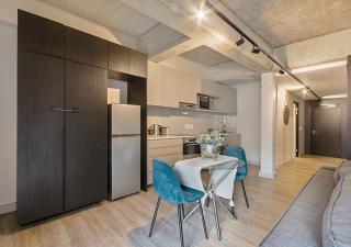 Sandton Modern Apartment l Walk to Sandton City - 5