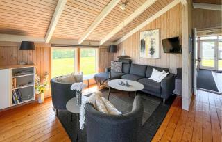 Cozy Home In Strandby With Sauna - 7