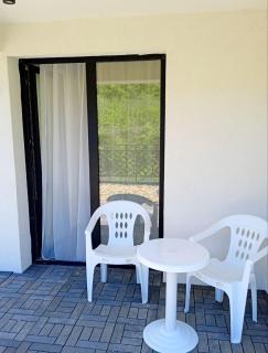 Apartment New, quiet with private patio - 7