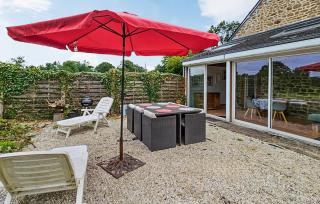 2 Bedroom Gorgeous Home In Noyal-Sous-Bazouges - 9