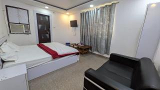 PLAY HOTEL LUXURY BLU INN corporate & couple friendly - 3