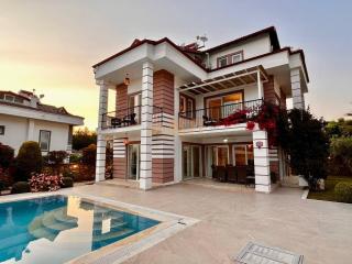 4 Bedroom Premium Villa n Oludeniz Fethiye - 7