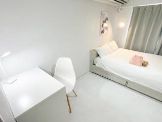 Kameari 1110 Newly Renovated High Floor City View 2min to Mall 5min to Station Disney Access - 4