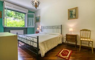 2 Bedroom Lovely Apartment In Genova - 7