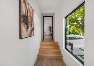 Freshly Built Near Universal Studios and Hollywood - Private Garage and Driveway Parking Near Sofi Stadium - 6