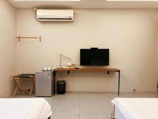 Chikan Fun Guesthouse - 2
