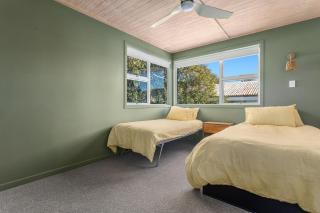 Ocean Breeze Escape - Ohope Holiday Home - 2
