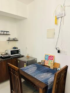 LIVA STAY A LUXURIOUS 1bHK SPACE NEAR EXPO MART PARICHOWK COLLEGES AND COUPLE FRIENDLY - 9