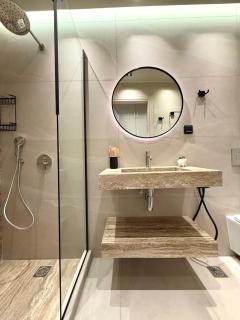 Houmas Apartments - 4