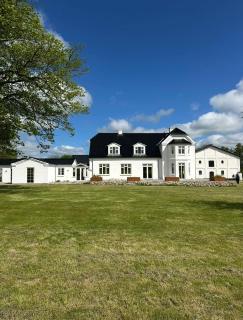 Estate in calm nature - 6