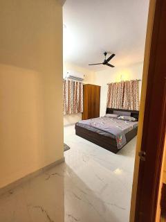 New Charismatic 3BHK Near Sindhu Hospital KK - 8