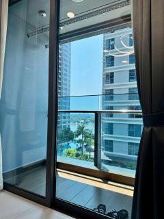 Sunwah Pearl Luxury Apartment - 1