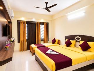 The Sea Facing Hotel Asish Bollywood Premium Near Sea Beach Puri - 5