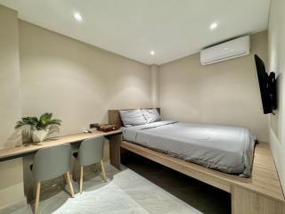 WH302 Residence by WH - 7