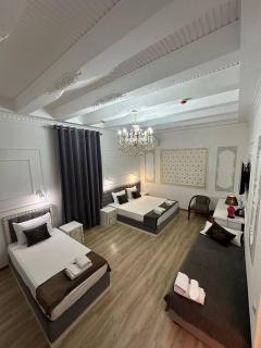 Nabibek TERRACE Boutique - 9