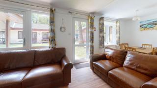 37 Trevithick Court, Tolroy Manor - 1