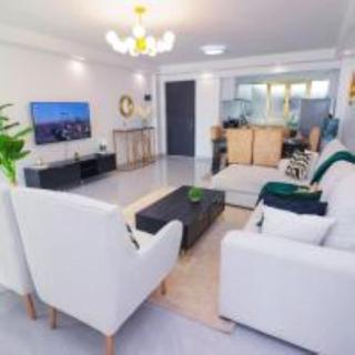 executive retreat residencies with modern amenities which whispers comfort and luxury and close proximity to major shopping centers ,gourmet restaurants and easy accessibility - 1
