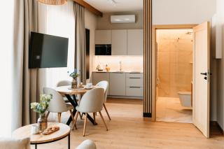 Apartamenty Deluxe A06 I A07 z oddzielną sypialnią - Mountain & River Residence - IZBY PODHALAŃSKIE - 2