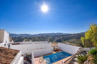 La Casa De Manuel Nera, Frigiliana Traditional townhouse in the old-quarter with private pool HansOnHoliday Rentals - 0