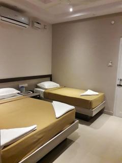 Hotel R K International - 5