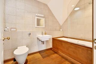 Ballimore Farm Estate - House with heated pool - 2