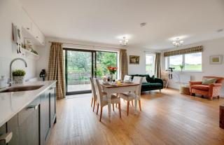 Gardener's Cottage - 3