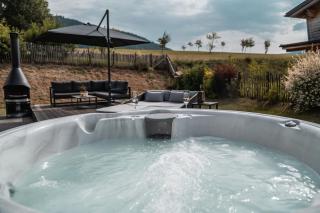 Chalet Charivari Inzell mit Whirlpool, Sauna & Garten - 5