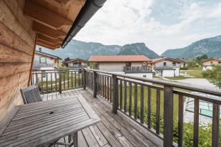 Chalet Charivari Inzell mit Whirlpool, Sauna & Garten - 2