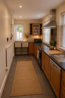3-bed Victorian Townhouse, Lake District Base, Kendal Town Centre, Parking - 4
