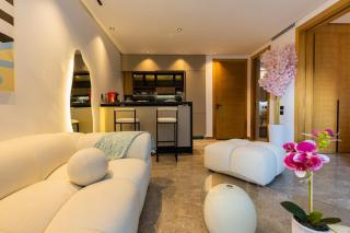 Modern Seaside Apartment with Pool & Parking - 8