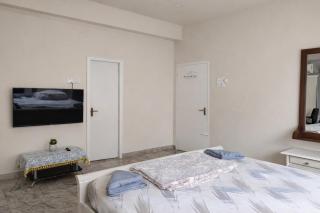 Toit -AC room Himayathnagar - 5
