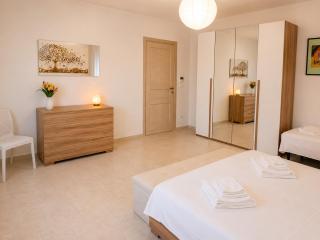 The Green House Suite & Apartment - 7
