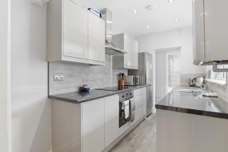 Gorgeous Terraced House in York - Pass the Keys - 2